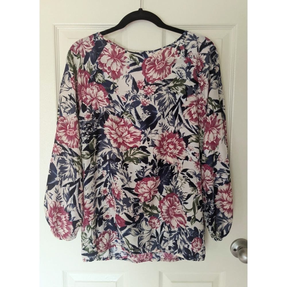 LOFT 3/4 Sleeve Floral Blouse - Picture 2 of 7